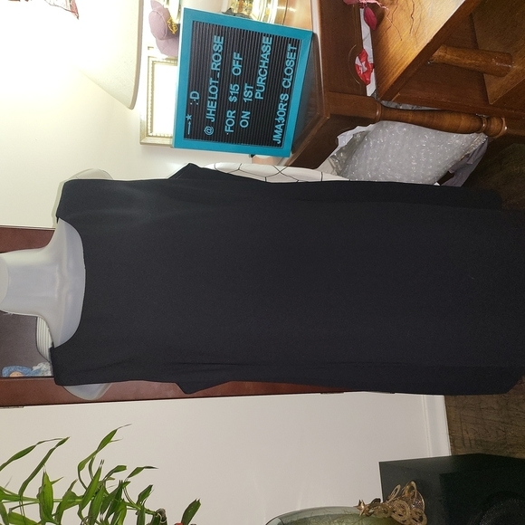 VINTAGE Little Black Dress Thick Nice Material Dress Size Medium - Picture 1 of 4